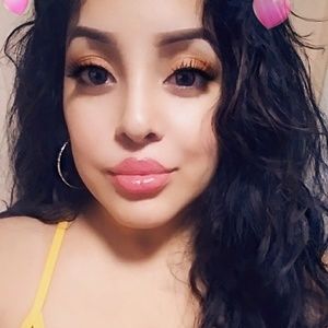 🎀 Meet your Posher, Katie 🎀